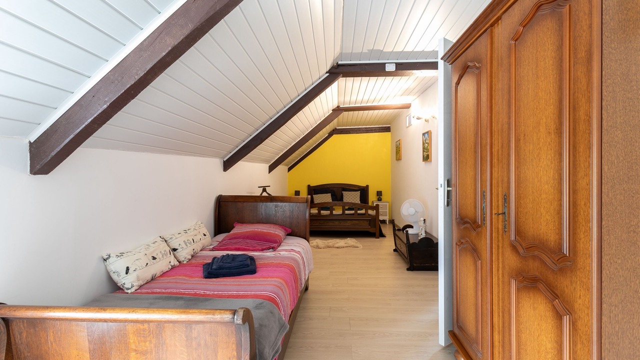 Photo of Bedroom in Allineuc