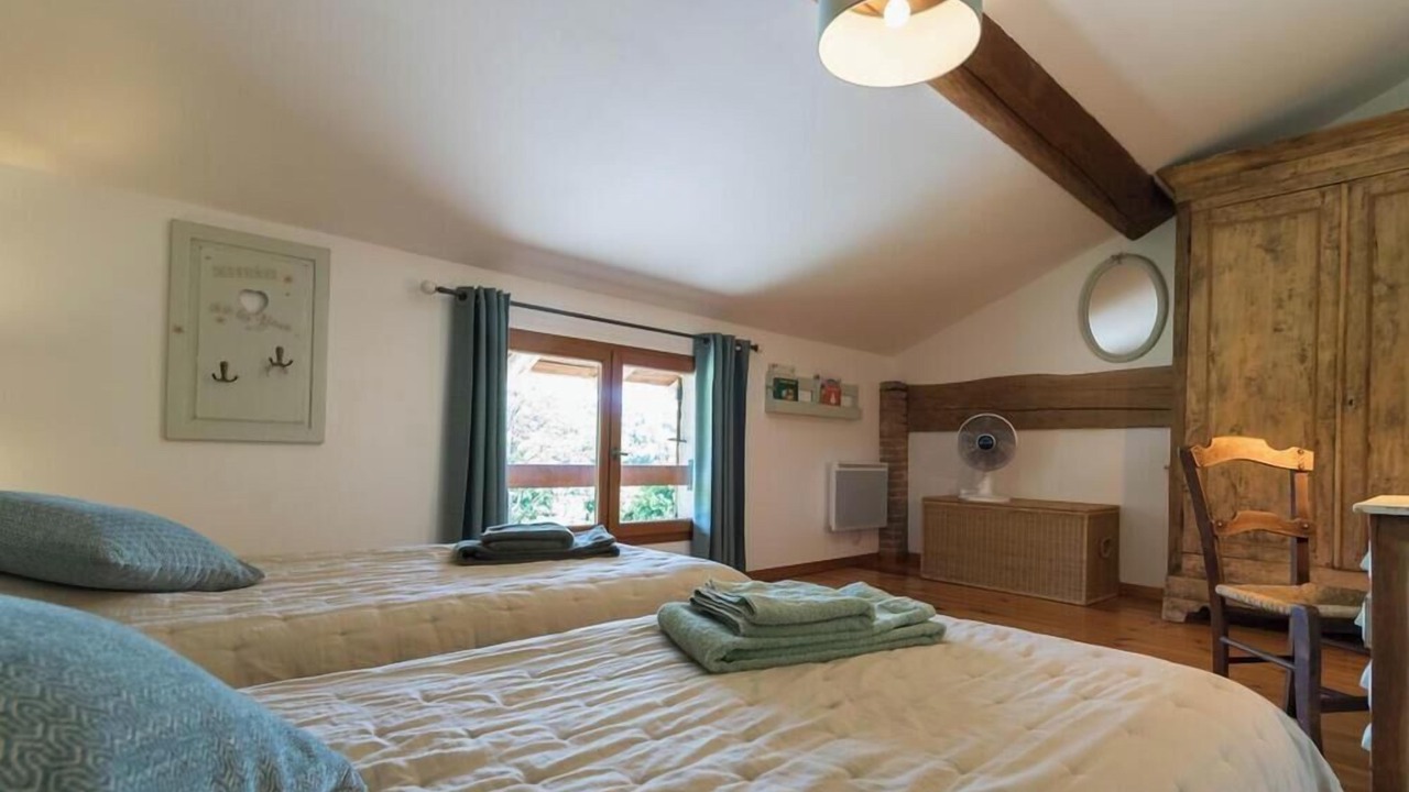 Photo of Bedroom in Thil