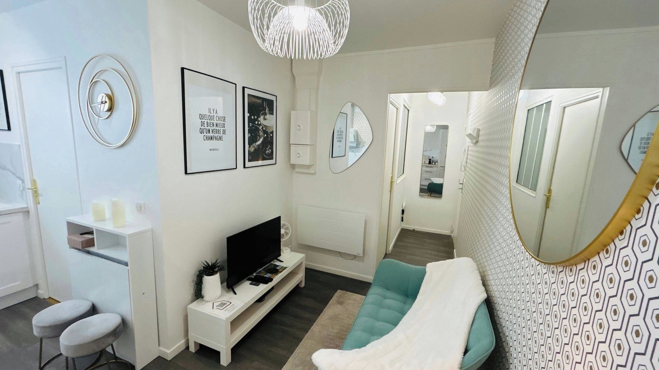 Photo of Livingroom in Laon Sud