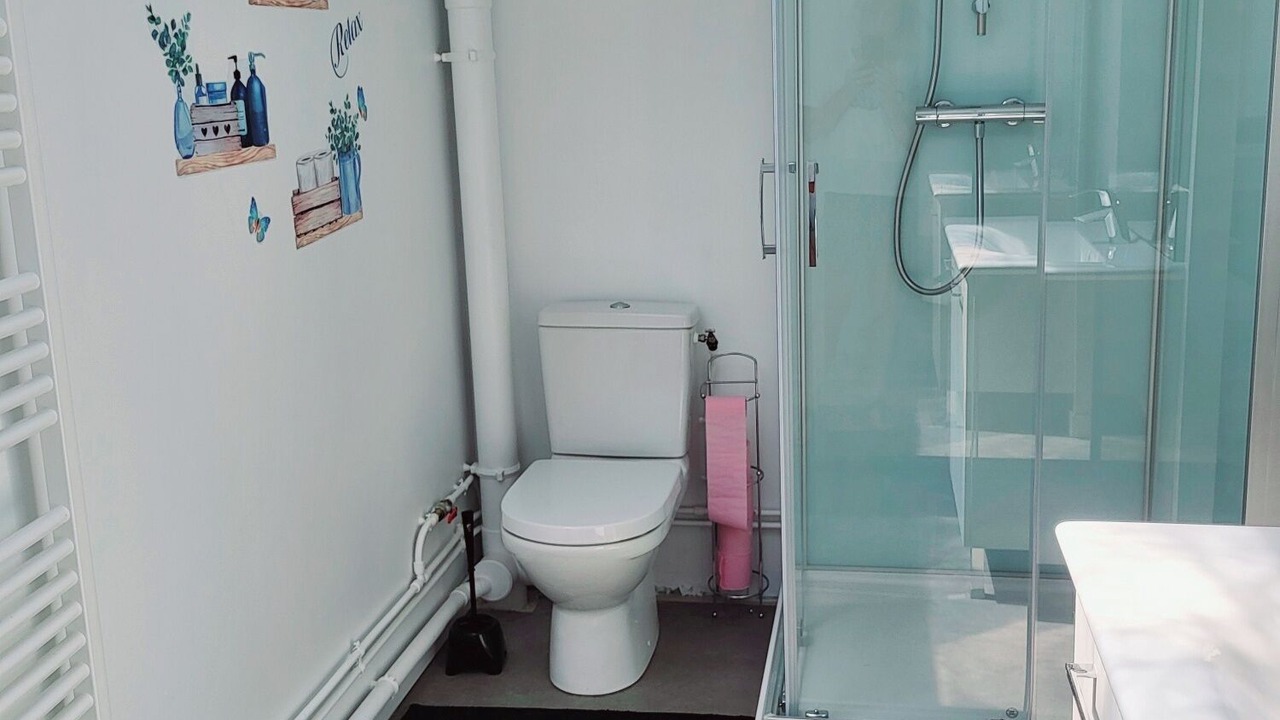 Photo of Bathroom in La Riviere-de-Corps