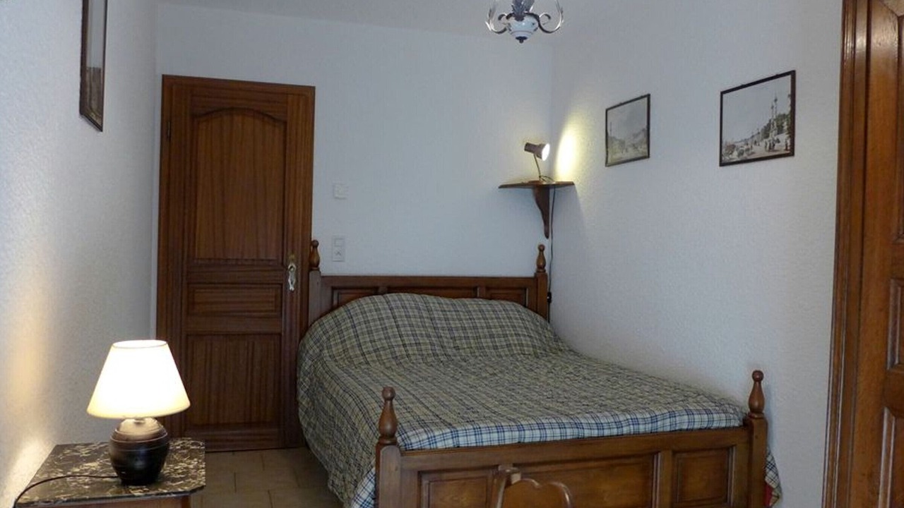 Photo of Bedroom in Goncourt