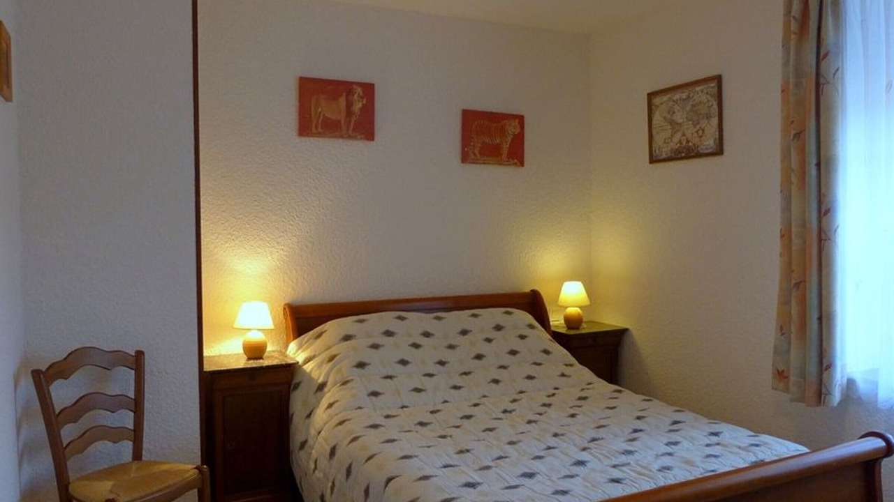Photo of Bedroom in Goncourt
