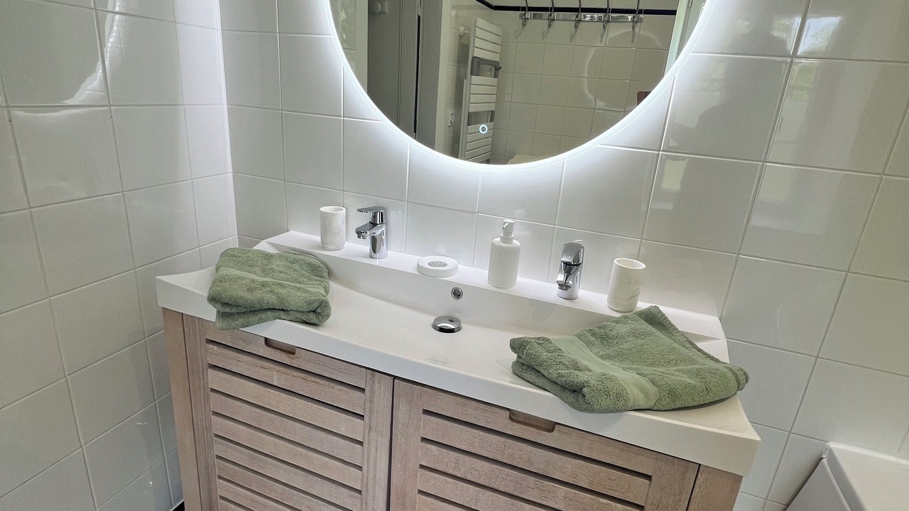 Photo of Bathroom in Sept-Saulx