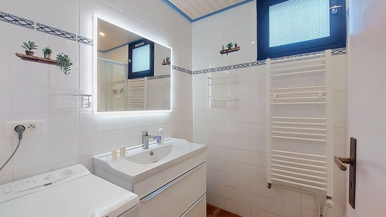 Photo of Bathroom in Le Brusc