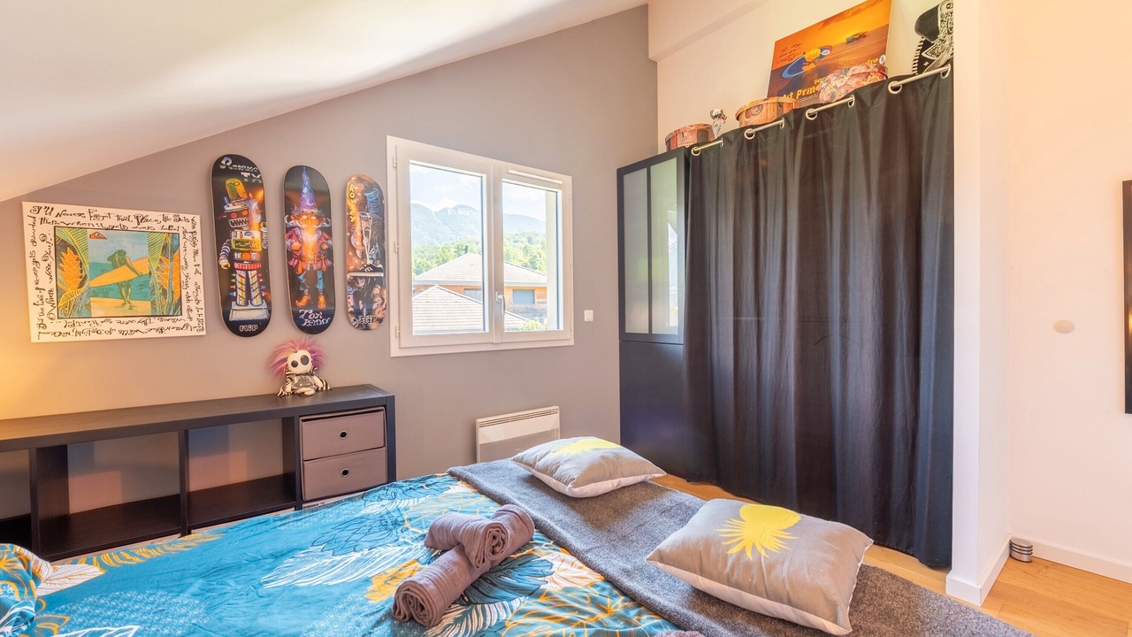Photo of Bedroom in Saint-Jorioz