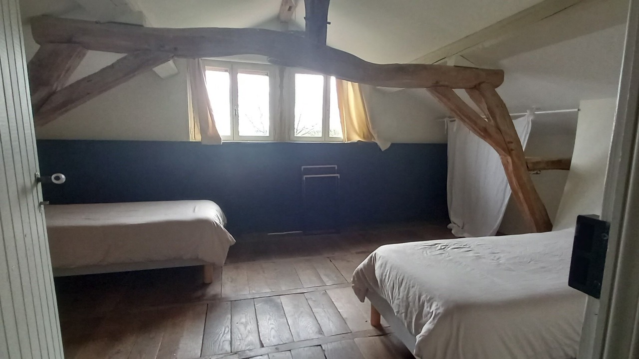 Photo of Bedroom in Courties