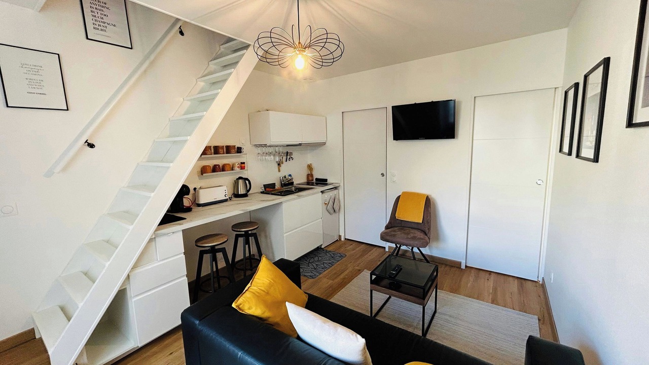 Photo of Livingroom in Reims City Centre