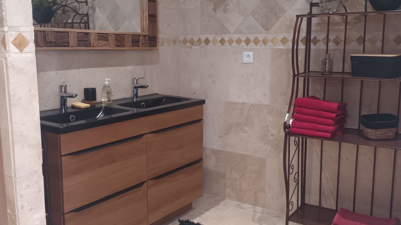 Photo of Bathroom in Brignoles