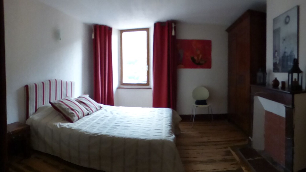 Photo of Bedroom in Saint-Aventin