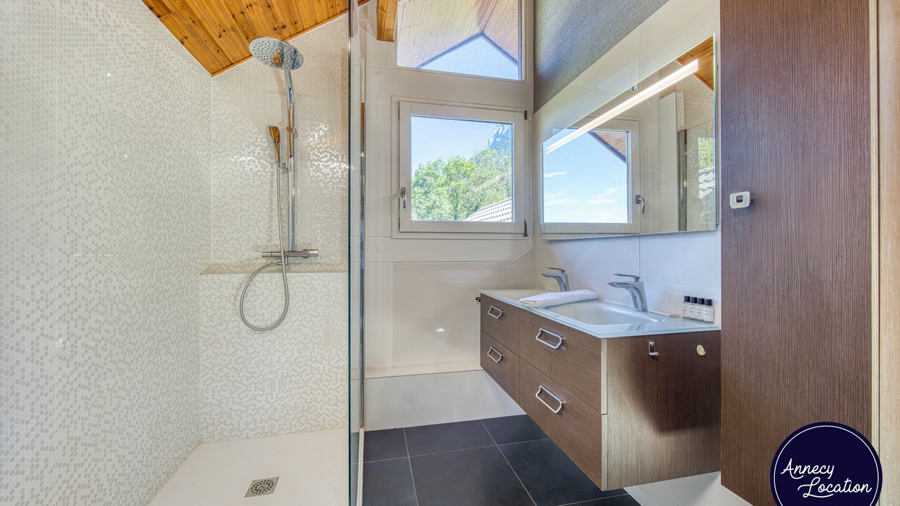 Photo of Bathroom in Rovagny