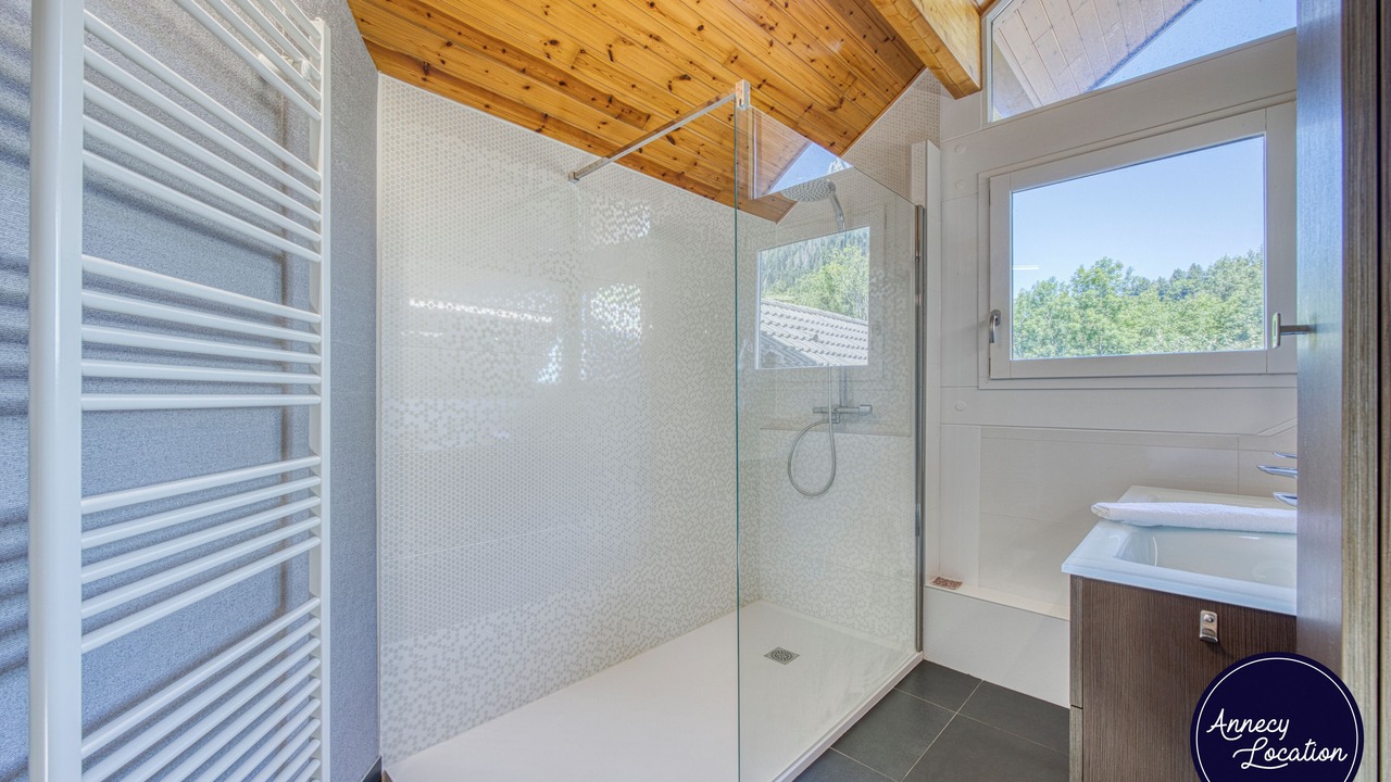Photo of Bathroom in Rovagny