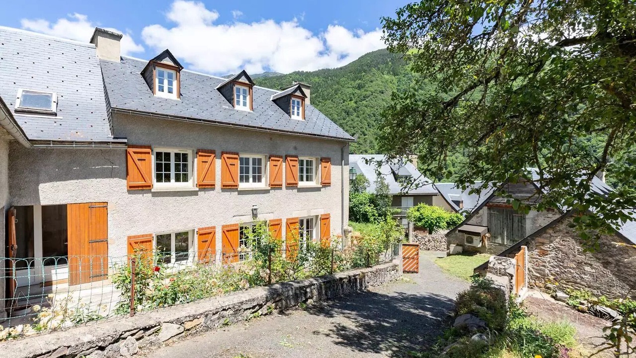 Photo of Outdoor in Avajan