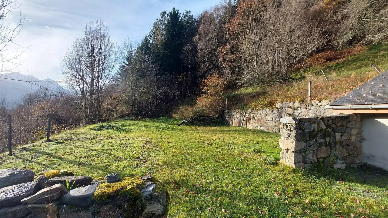 Photo of Outdoor in Avajan