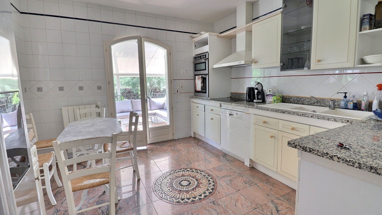 Photo of Kitchen in La Bouverie