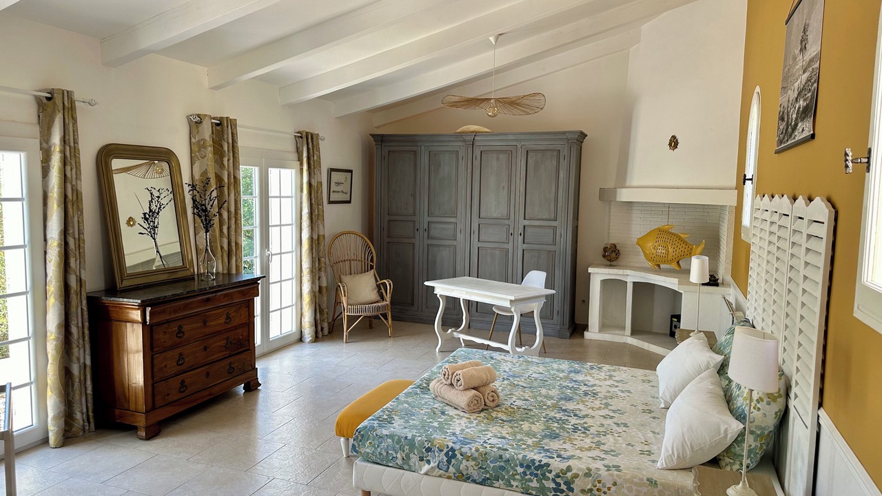 Photo of Bedroom in Rougiers