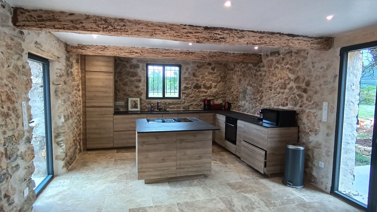 Photo of Kitchen in Ampus