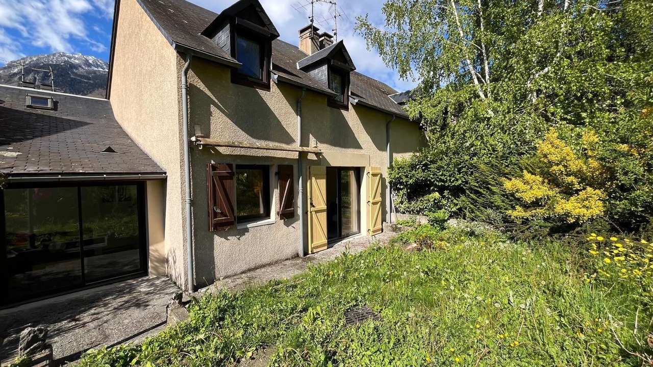 Photo of Outdoor in Esquieze-Sere