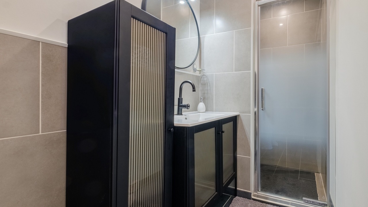 Photo of Bathroom in Clans