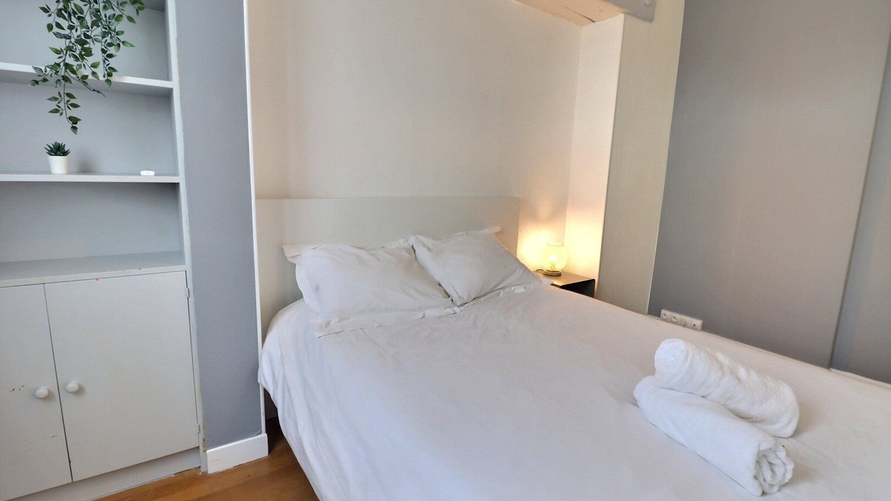 Photo of Bedroom in Troyes