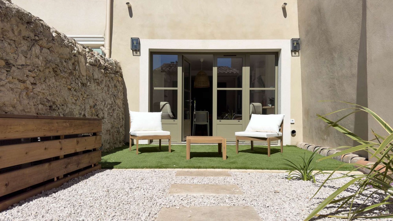 Photo of Patio Balcony in Aigues-Mortes Medieval City