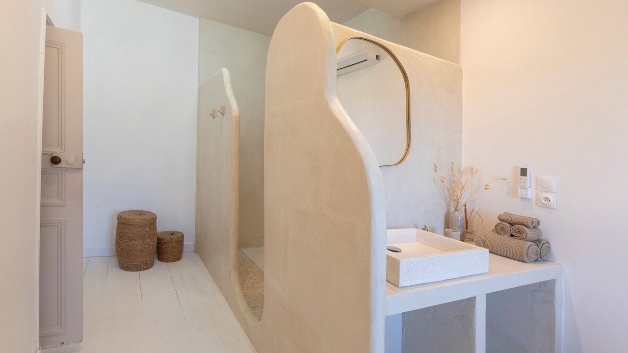 Photo of Bathroom in Anoye