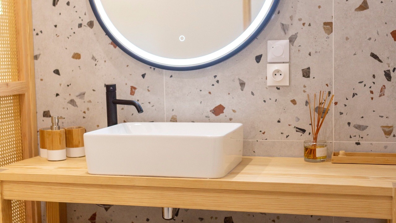Photo of Bathroom in Anoye