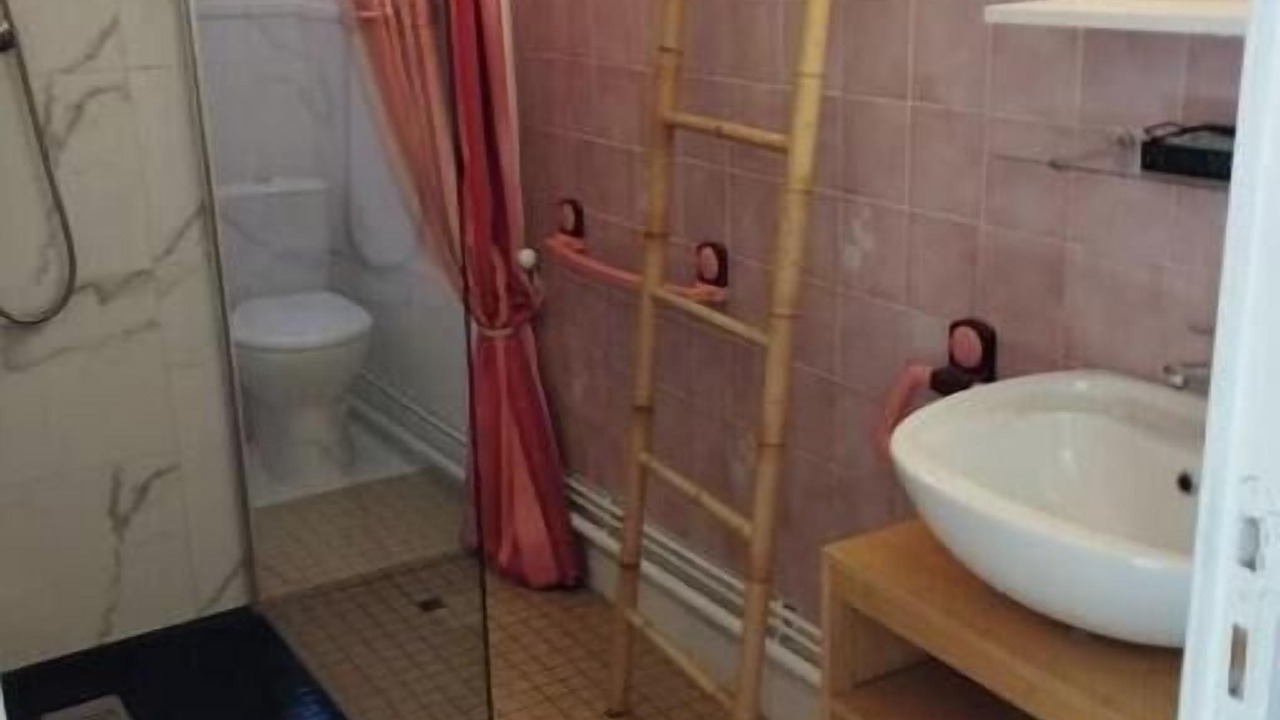 Photo of Bathroom in Puydarrieux