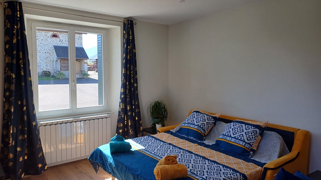 Photo of Bedroom in Asson