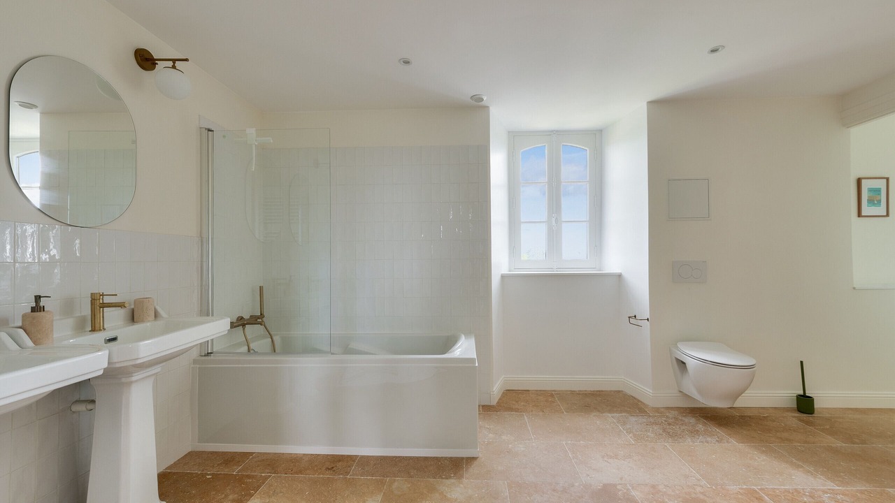 Photo of Bathroom in Pleboulle