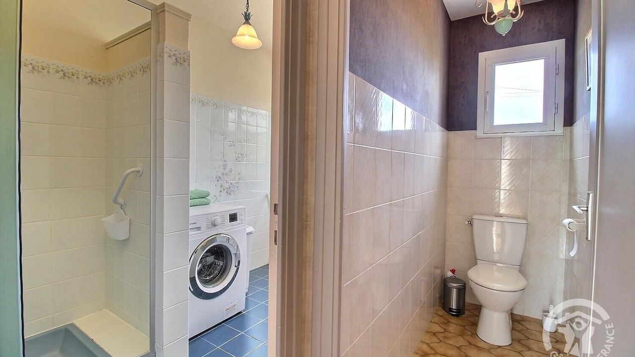 Photo of Bathroom in Trevou-Treguignec