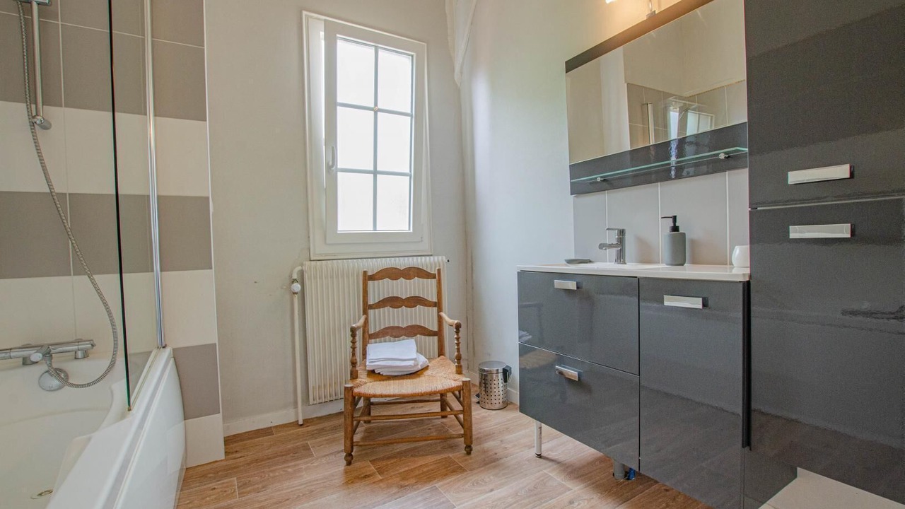 Photo of Bathroom in Piney