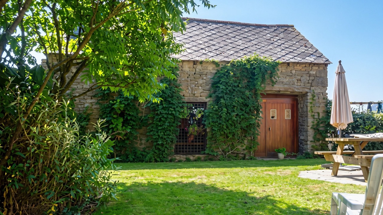 Photo of Outdoor in Saint-Goueno