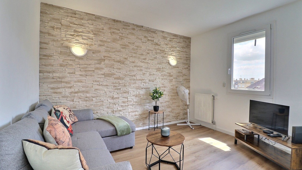 Photo of Livingroom in Troyes