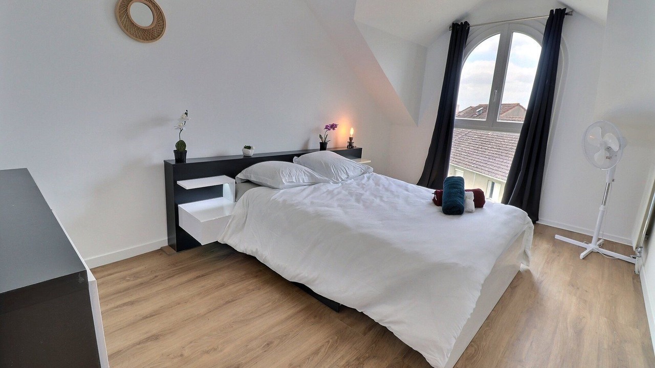 Photo of Bedroom in Troyes
