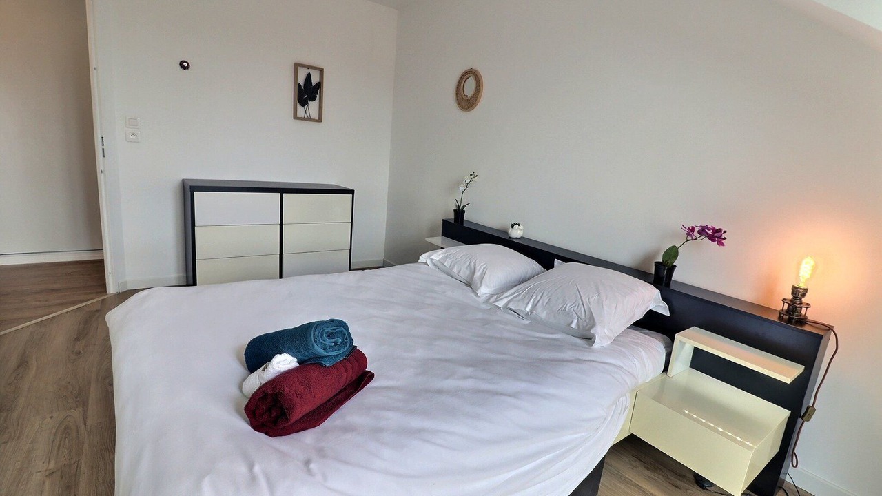 Photo of Bedroom in Troyes