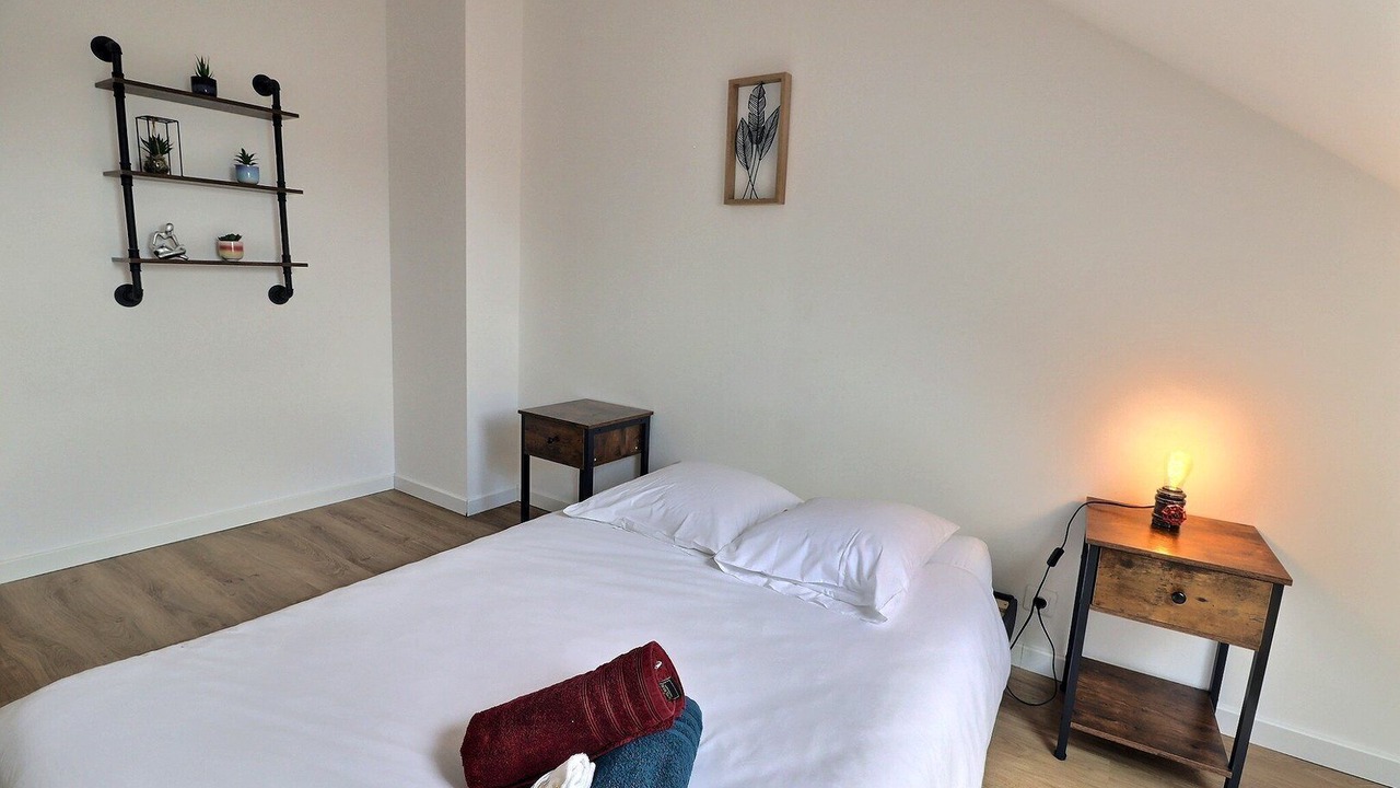 Photo of Bedroom in Troyes