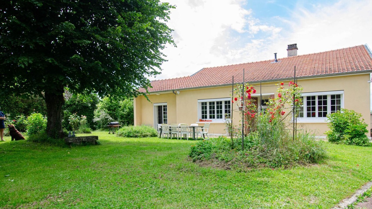 Photo of Outdoor in Rouilly-Sacey