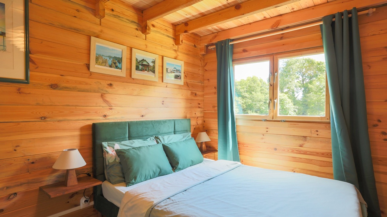 Photo of Bedroom in Plouegat-Moysan