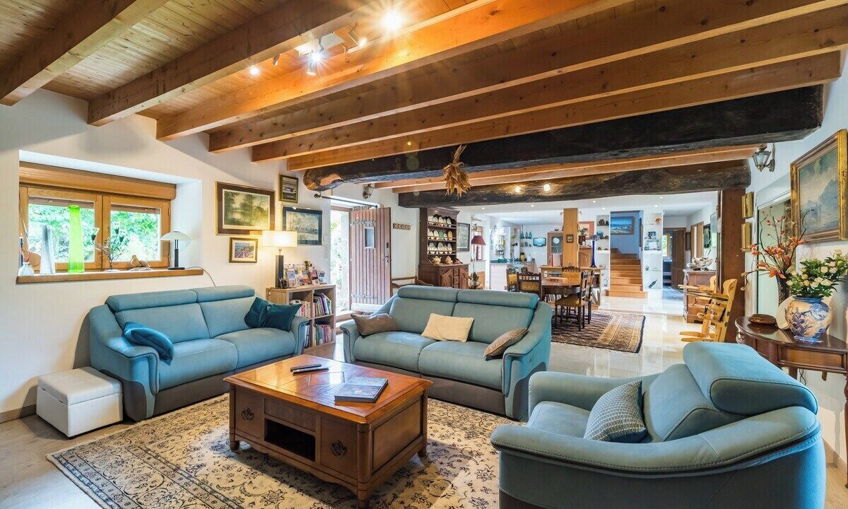 Photo of Livingroom in Saint-Adrien