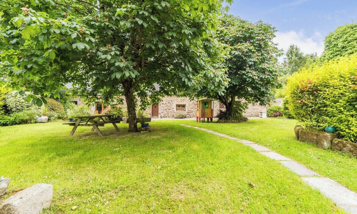 Photo of Outdoor in Saint-Adrien