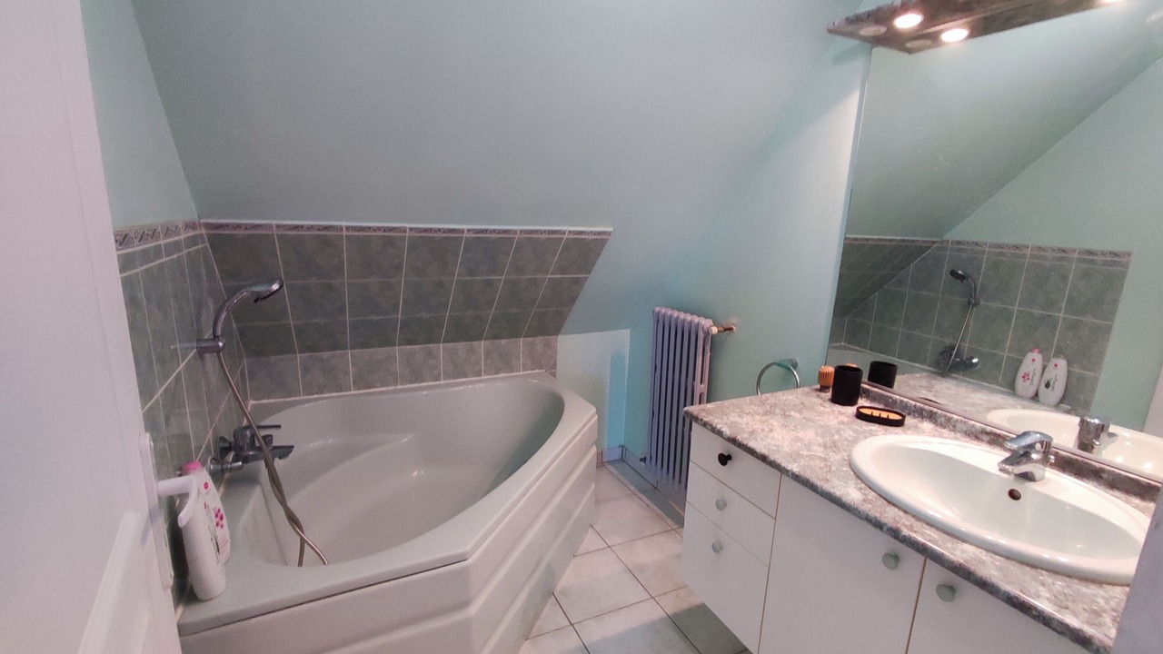 Photo of Bathroom in Coatreven