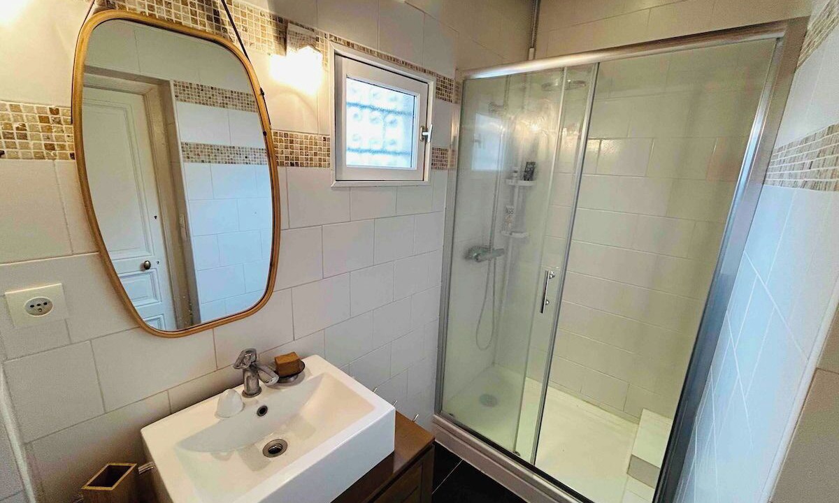 Photo of Bathroom in Cernay