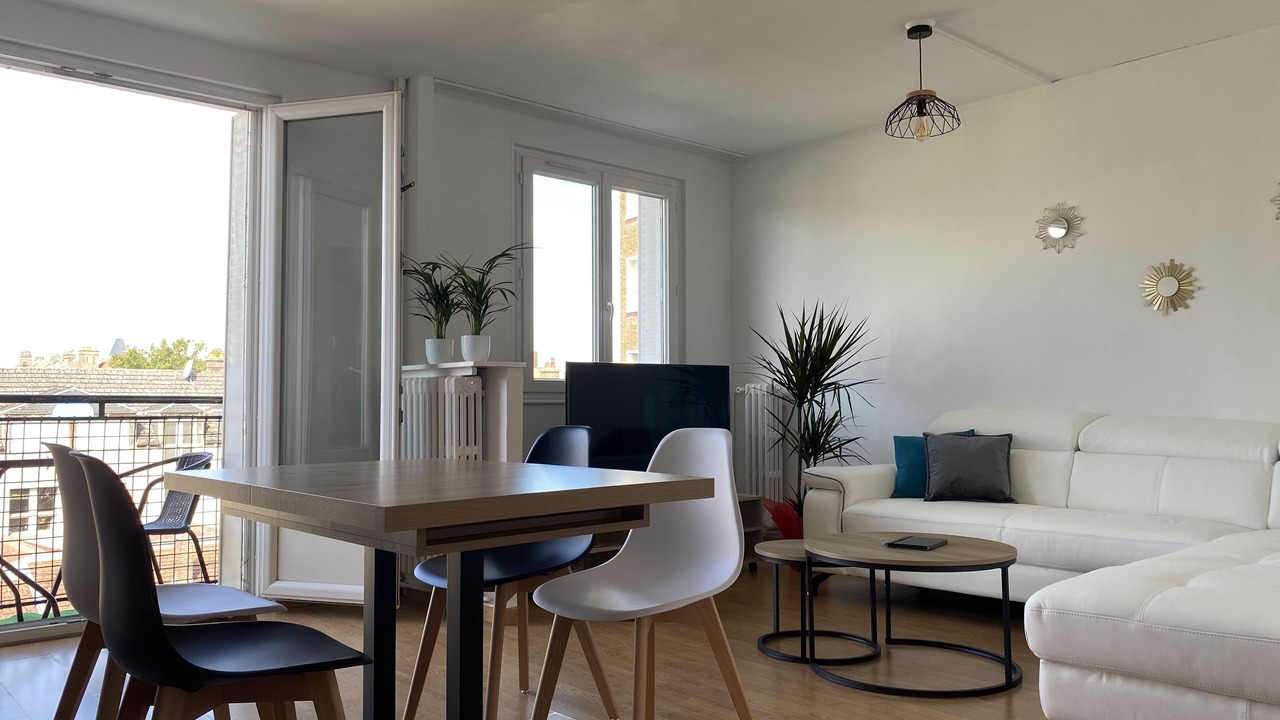Photo of Livingroom in Troyes