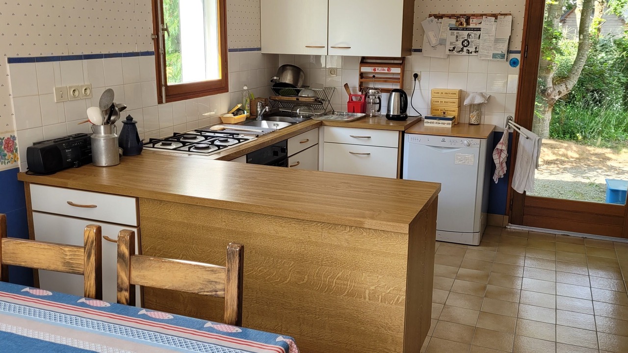 Photo of Kitchen in Saint-Jacut-de-la-Mer