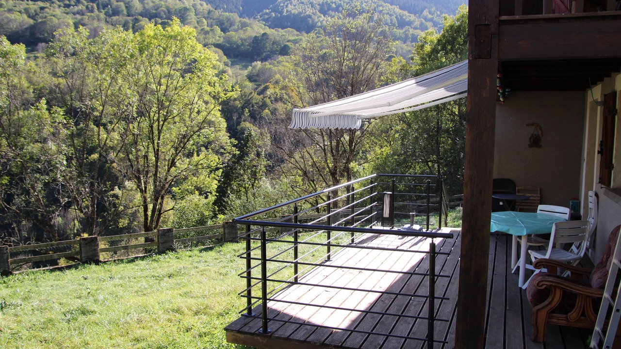 Photo of Patio Balcony in Saint-Aventin