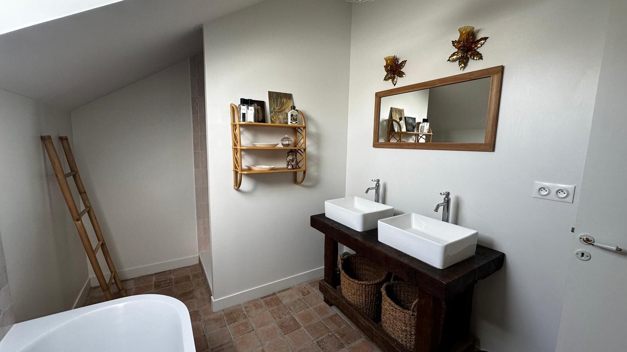 Photo of Bathroom in Villecerf