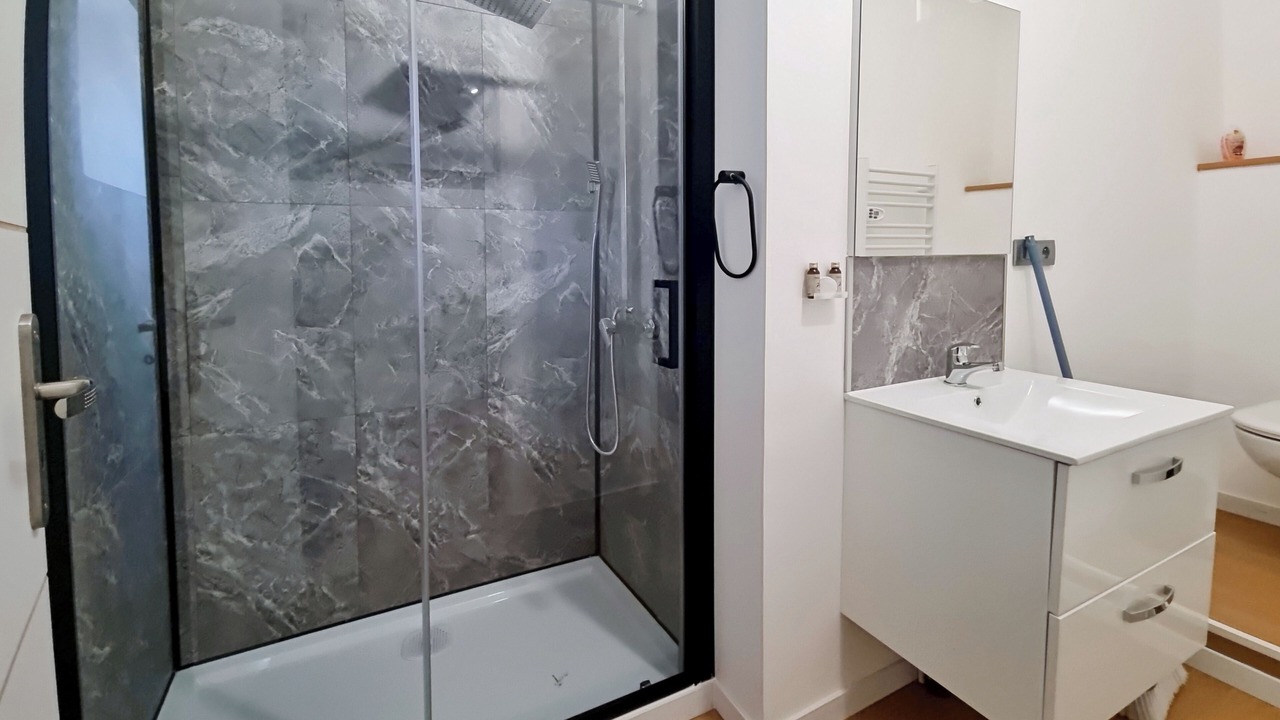 Photo of Bathroom in Joncreuil