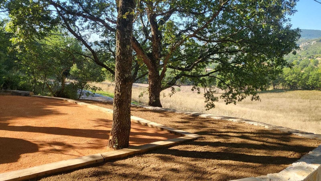 Photo of Outdoor in Ampus