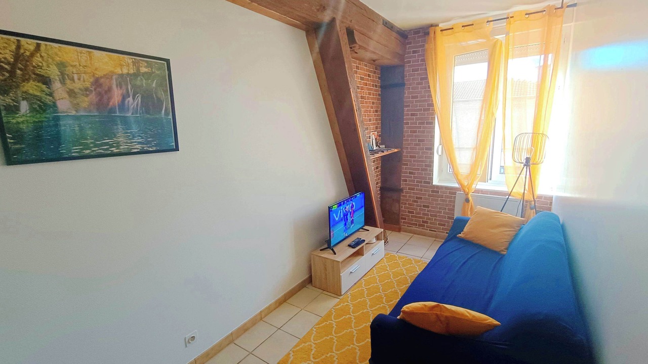 Photo of Bedroom in Chalons-en-Champagne