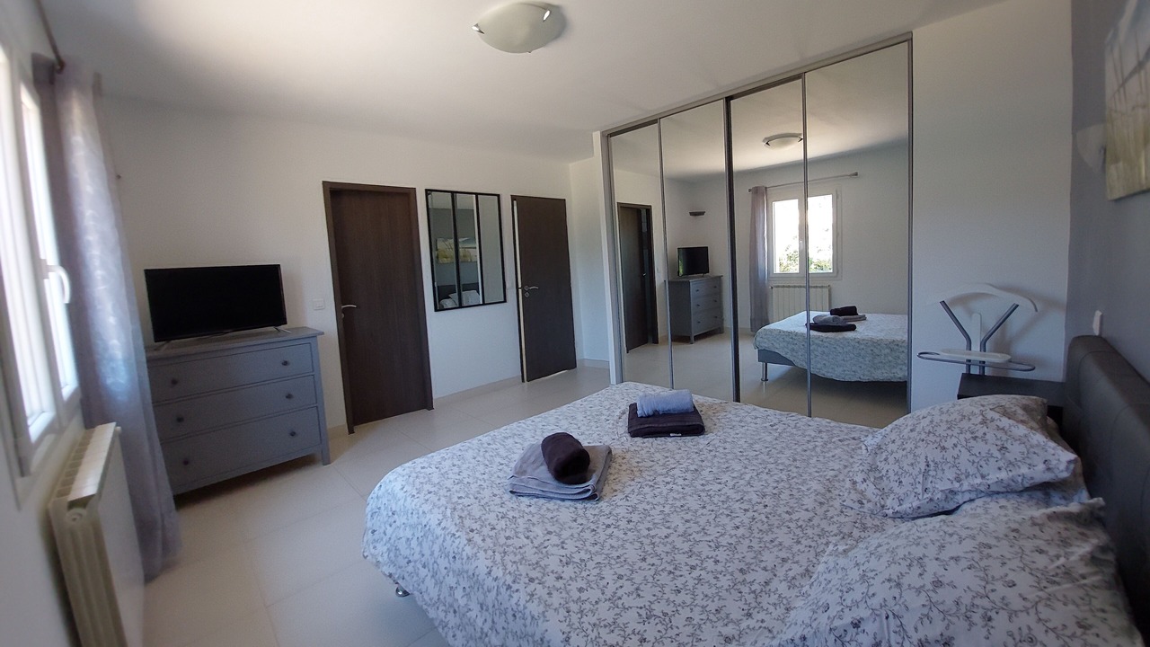 Photo of Bedroom in Nans-les-Pins